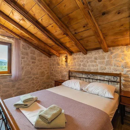 Sagena Apartman * Rogotin